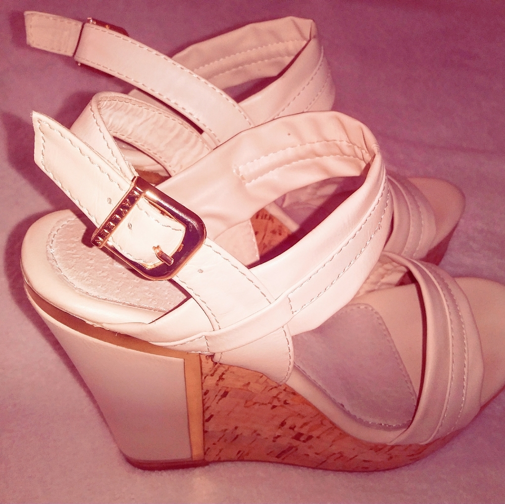 Kayleen By Los Angeles Wedges Cork Platforms